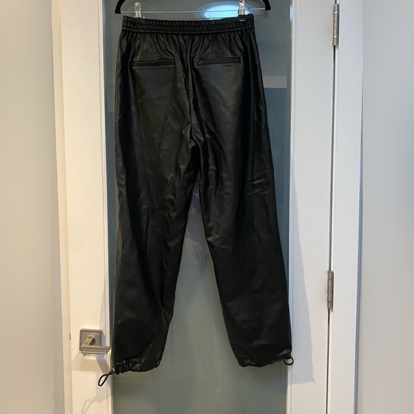 NWT Zara Faux Leather Balloon Joggers. Color Black. Size Medium. - Picture 7 of 14